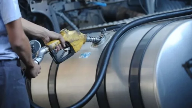 Cecha prevé que "en diez días" comenzaría a normalizarse la provisión de gasoil