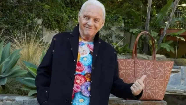 Anthony Hopkins posa como modelo de Loewe a los 84 años