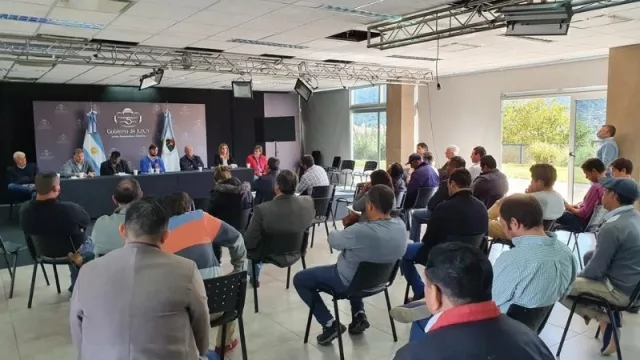 Jujuy rumbo a la exportación de alfalfa: el INTA capacitará a productores para mejorar el rendimiento y calidad del cultivo