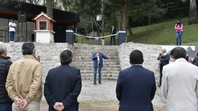 ¿Ya lo viste? El dique La Ciénaga tiene nuevo paseo comercial, y busca inversores (el Circuito de los Diques va tomando forma)