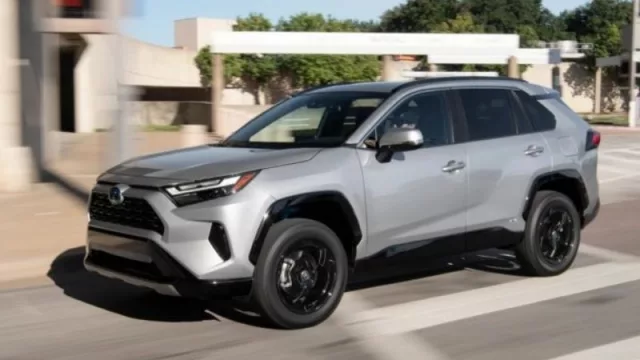 La Toyota Rav4 2022 se prepara para volver con cambios