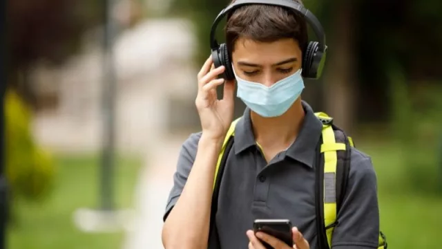 Vuelven las clases y una app te permite “seguir” a los chicos en el regreso a casa (cuidado remoto)