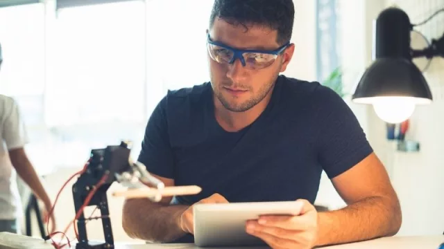 ¡Dígame Licenciado! La Siglo 21 suma 22 nuevas propuestas formativas (la Licenciatura en Emprendimiento entre ellas)