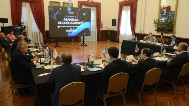 Tarifas y subsidios, asimetrías y diferencias: las provincias del NOA instan a mayor federalismo