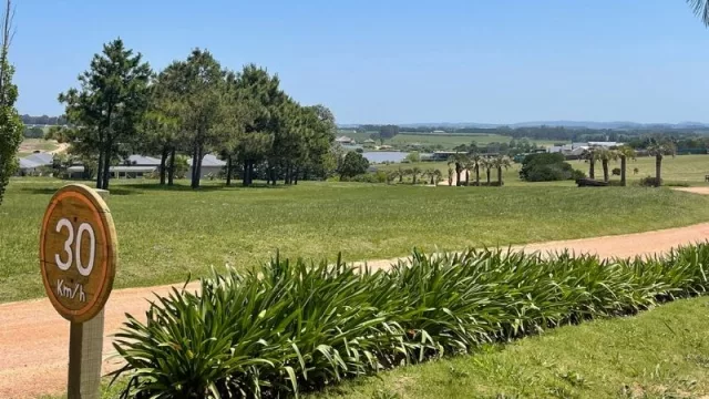 Un rincón que sigue siendo fuente de inversiones (Pueblo Mío en Manantiales pasa por un nuevo boom comercial)