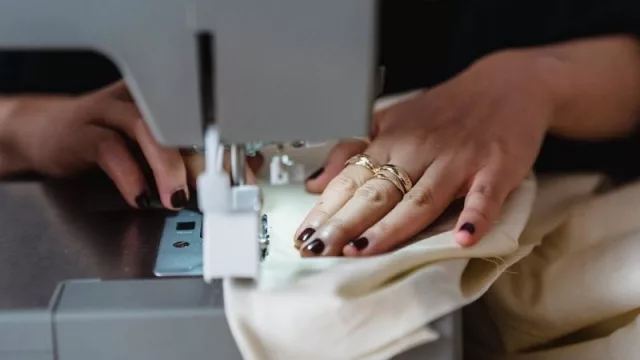 Se amplía industria maquiladora: firma italiana de ropa deportiva HRX llega al país