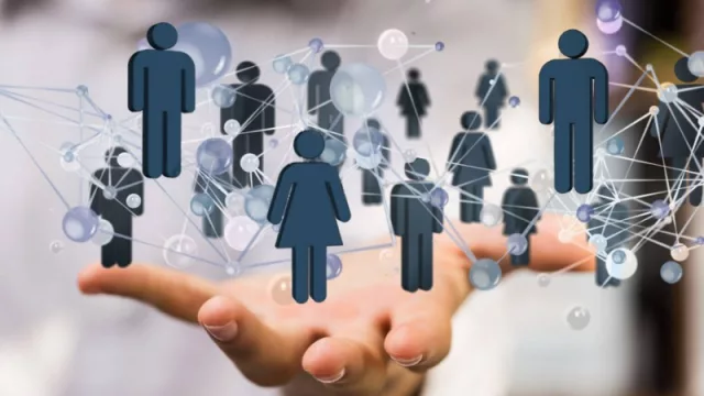 “Jefe, yo tengo un amigo”: Las ventajas de los programas de referidos como política de RRHH