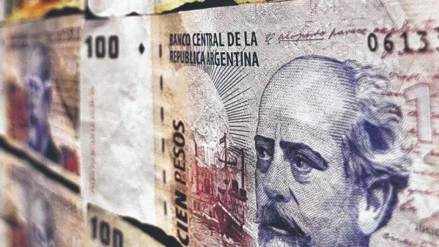 Según la Bolsa de Comercio al oficialismo no le alcanza con “dinero en el bolsillo de la gente”