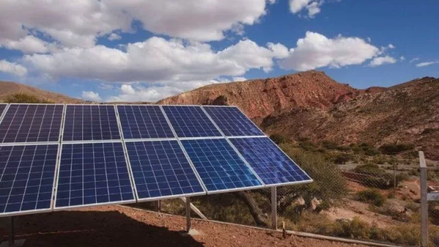 Energías renovables de Jujuy para sí y para el país: generación distribuida, pueblos solares, fotovoltaica en escuelas, planta termo-solar y más Cauchari