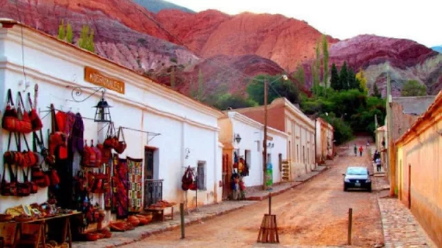 Turismo invernal: gran ocupación hotelera y llegada de turistas a la Quebrada de Humahuaca