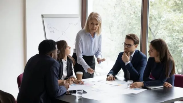 Aumenta a nivel mundial la presencia de mujeres en puestos de dirección (de 29 a 31%)