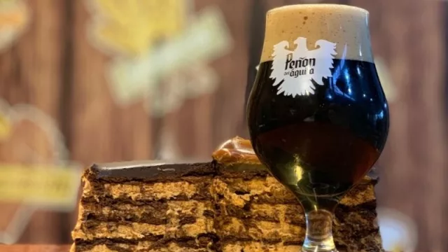 ¿Cerveza de chocotorta? Peñón relanza su ChocoCake Stout para encarar el invierno