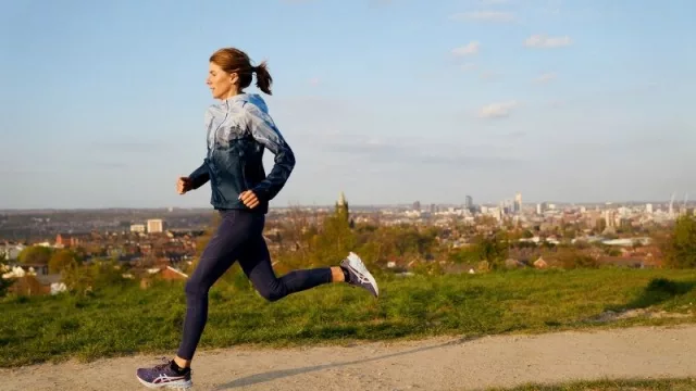 ASICS, la app que estimula mentes a través del deporte