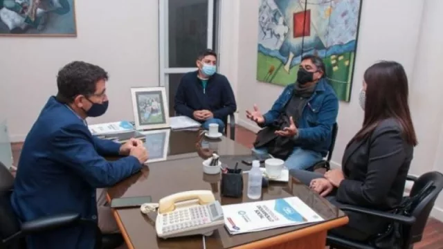 Analizan reducir los precios de alimentos con cooperativas tucumanas 