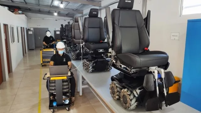 Siruom, la primera silla de ruedas omnidireccional del mundo (una colaboración de Toyota Argentina junto a Edites Solutions)