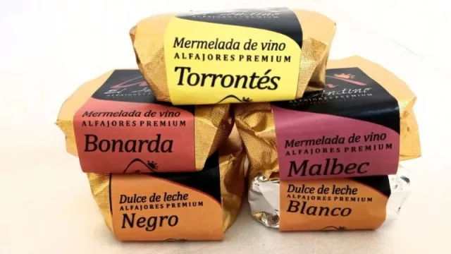 El Andino: alfajores rellenos con mermelada de vino