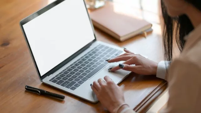 Atención freelancers, diseñadores y programadores: ya es posible cobrar trabajos en el exterior a un dólar de $ 150 (vía criptomonedas de Paxful)