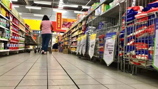 Desabastecimiento: el Gobierno se mete en las empresas para buscar sobrestock y menor producción