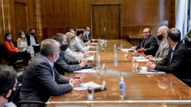 Salta participó en las reuniones para tratar la reestructuración de deuda