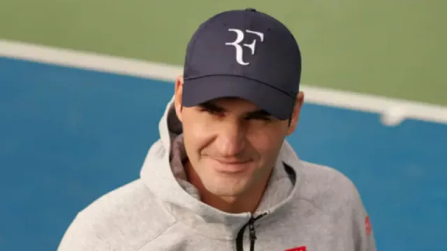 ¡Punto para partido! Roger Federer recuperó su emblemático logo “RF” (retenido por Nike desde 2018)
