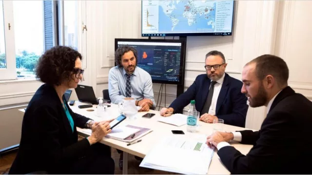 Analizan discontinuar parte del subsidio a sueldos y enfocarlo en créditos