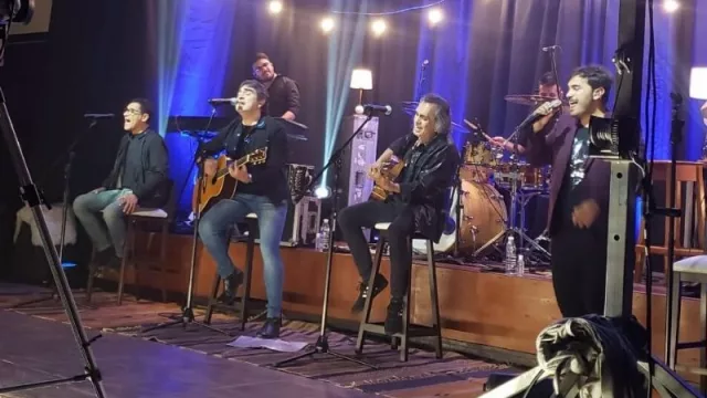 Los Nocheros marcan la cancha: vendieron 1.400 tickets de $ 500 para un show online