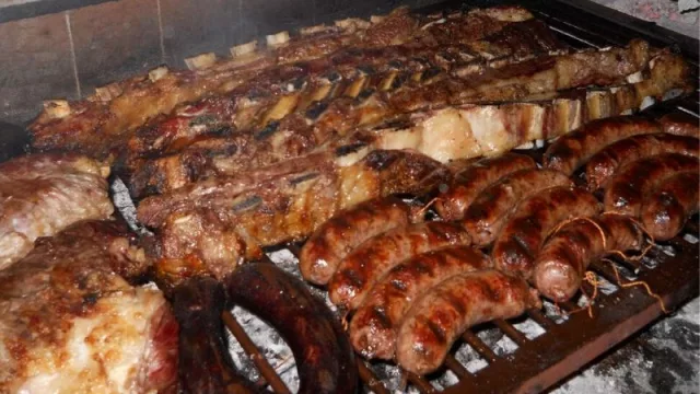 Sostienen que cayó un 40% el precio del asado, ¿los tucumanos se vieron beneficiados?