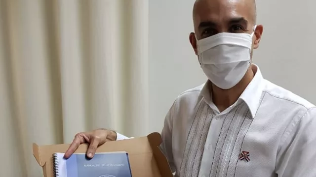 Industria paraguaya con certificado de calidad en la fabricación de mascarillas