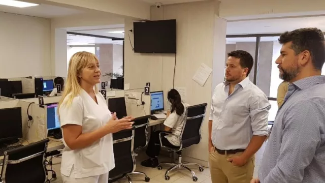 En plena city tucumana, se montó un call center para emergencias sanitarias