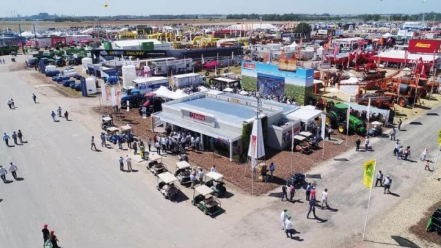 Corrientes dijo presen­te de manera institucional en la 14ª Expoagro en San Nicolás