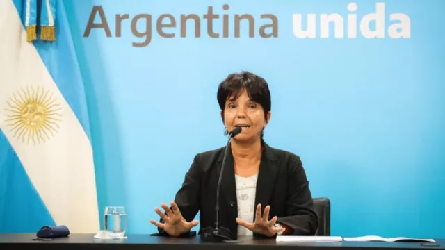 AFIP pone la lupa en empresarios que mudaron su domicilio fiscal a Uruguay y Paraguay