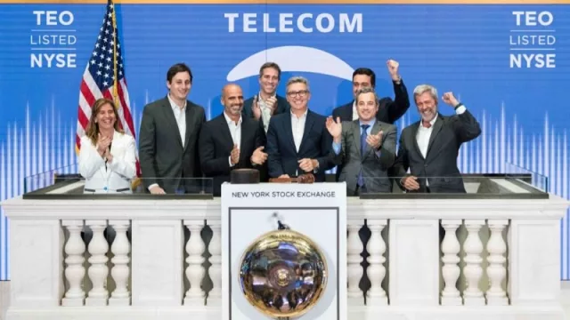 Telecom Argentina celebra el 25 aniversario de su cotización en la Bolsa de Nueva York