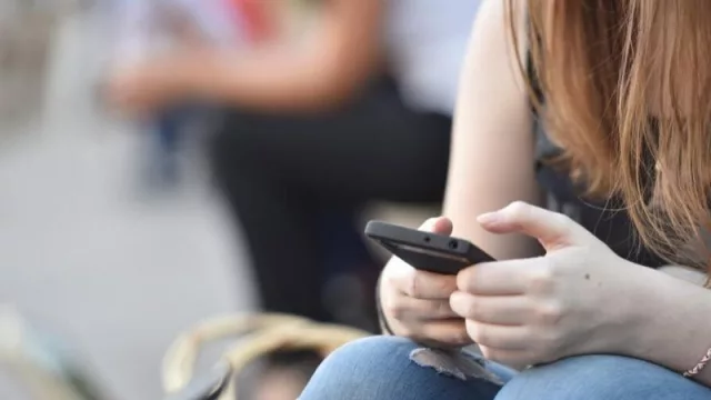 Violencia digital contra las mujeres (hoy es el día internacional de la lucha contra esa violencia)