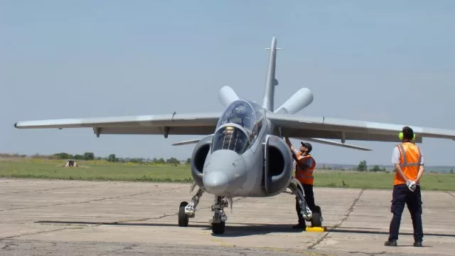¡Vuela, vuela…! FAdeA entregó el quinto avión Pampa III a la Fuerza Aérea Argentina