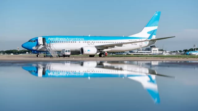 La “revolución de los aviones” tampoco pudo: caen 3% en octubre los pasajeros transportados 