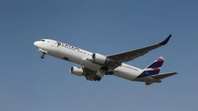 ¿Vamos? Latam Airlines Brasil lanza la ruta São Paulo - Islas Malvinas (hay una que pasa por Córdoba)