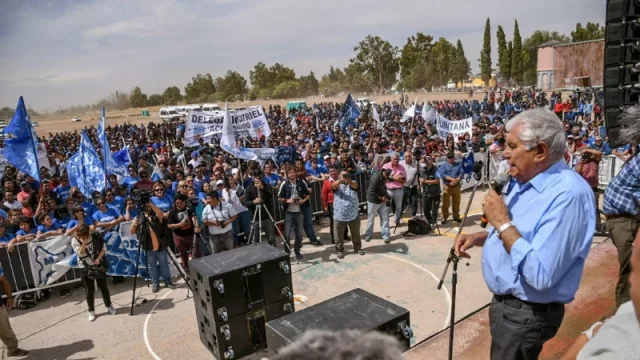 Petroleros privados firmarán un 30% de aumento y cláusula de revisión