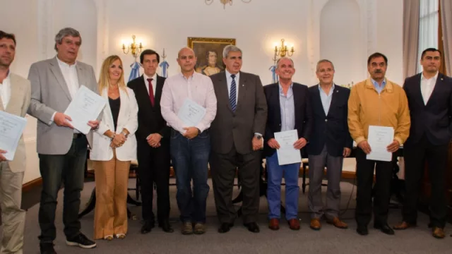 Empresas y consumidores: medidas en medio de una crisis que retrae