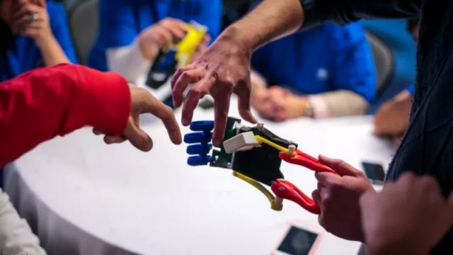 Atomic Lab, la¨fábrica de superhéroes¨, llega a Bahía Blanca