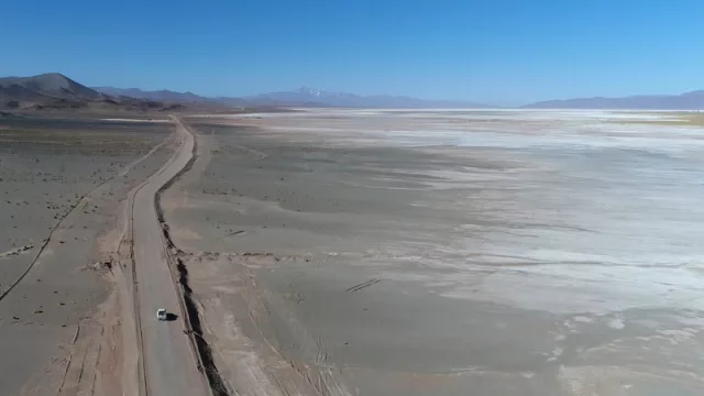 El salar Olaróz-Cauchari, un potencial enorme en radiación solar y litio.