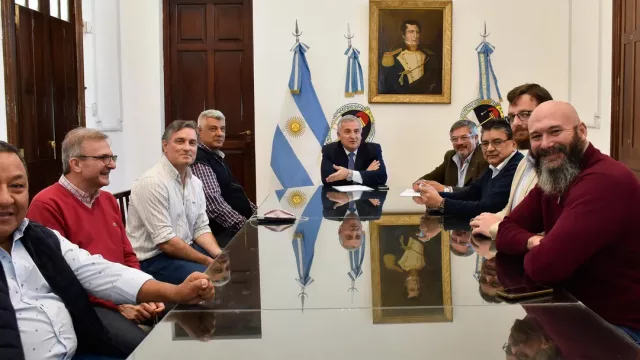 La provincia y UATRE perfilan una agenda común para mejorar la calidad de vida de trabajadores rurales