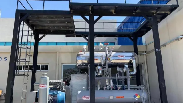 Xuma recibió nuevo equipamiento para elaborar agua gasificada (y que se suma a la maquinaria que la planta recibió recientemente)