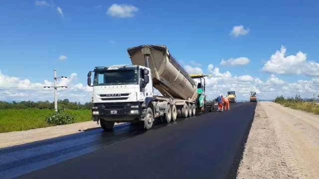 La RN 34 avanza a paso de hombre: Vialidad Nacional firmó el contrato para dar inicio a un nuevo tramo de la transformación en autopista