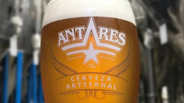 Antares también se suma al Oktoberfest (y lo hace con platos típicos alemanes para acompañar sus cervezas)