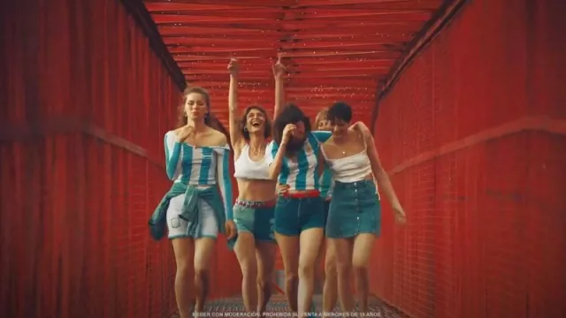 Las publicidades del Mundial: Schneider vive el Mundial con calor