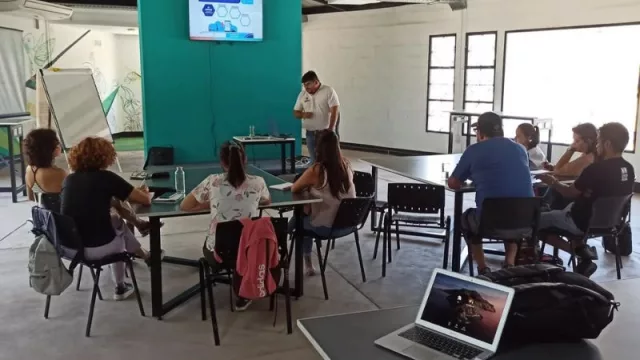 Capacitan a siete emprendimientos jujeños para mejorar y fortalecer sus propuestas de comercialización