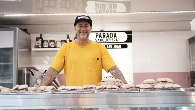 Axion suma rentabilidad a sus estaciones de servicio con la Parada Sanguchera (lanza “ON” y busca 1.000.000 de socios)