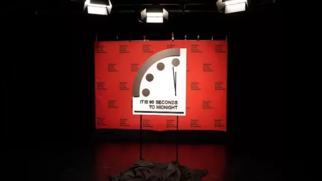 A 90 segundos de la medianoche, nunca hemos estado tan cerca de una catástrofe mundial