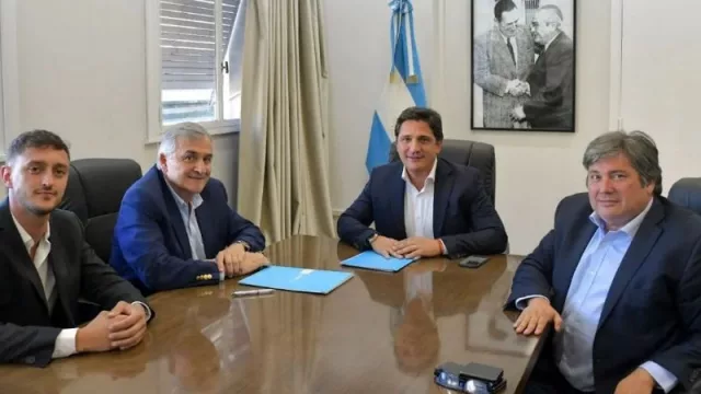 Morales impulsa un nuevo avance hacia la recuperación del tren jujeño