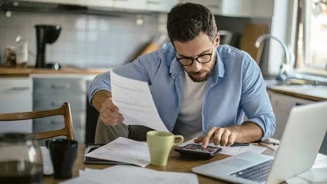 “¿Dónde trabajas?” “Depende, tengo 2 trabajos principales” (1 de cada 10 argentinos busca un segundo empleo)